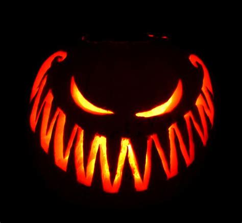 Terrifyingly Scary Halloween Pumpkins