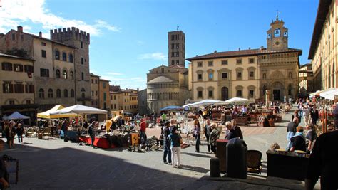 Fiera Antiquaria Ad Arezzo Storia Delleccellenza Italiana