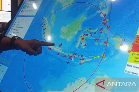 Bpbd Jatim Bangunan Rusak Akibat Gempa Magnitudo Antara News