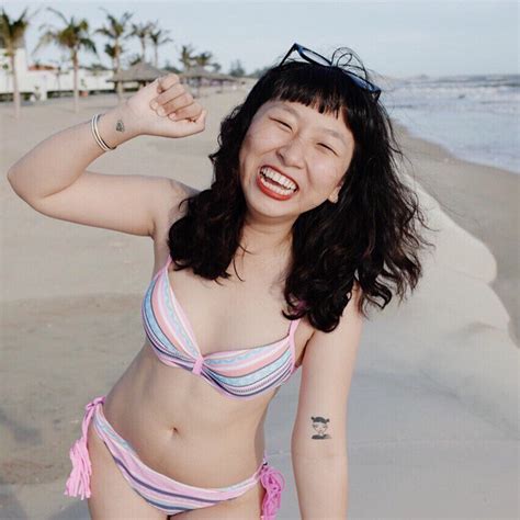Trang Hý khoe ảnh diện bikini tự nhận mình là đuông dừa nhưng vẫn hút mắt quá đây này