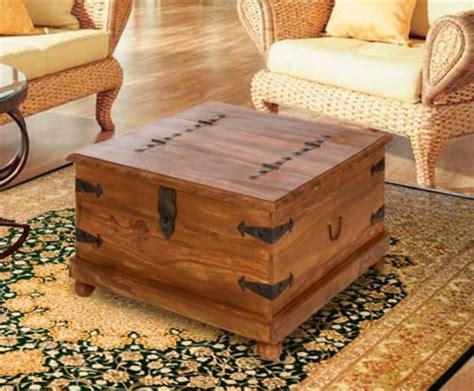 This Handsome Wood Pellet Storage Chest Is Made From An Old Pallet