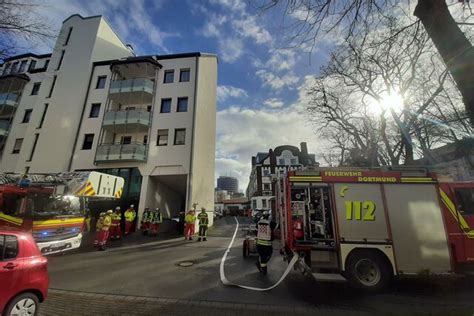 Rauch In Aufzug Dortmunder Feuerwehr L Scht Brand An Restaurant In Der