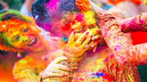 Holi 2023 होली पर रंग गुलाल से सराबोर होने का सोच रहे हैं तो इन बातों