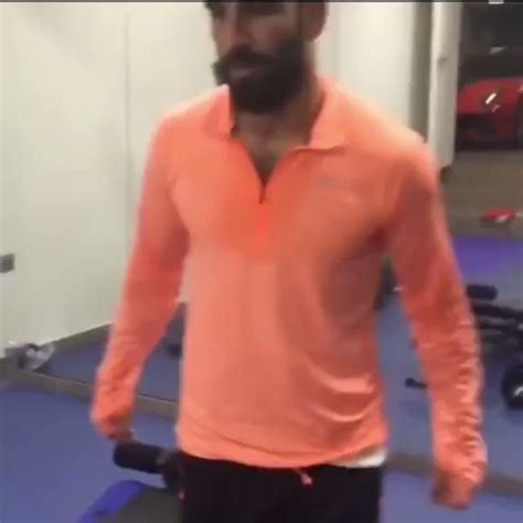 59 748 futbol tayfa anı on Twitter 478 arda turan spor salonunda