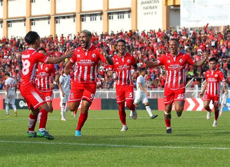 Liga Premier Kelantan Fc Benam Kuching City Fc Kosmo Digital