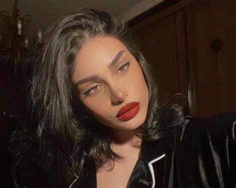 Brunette Элен Еремян биография личная жизнь фото новости певица