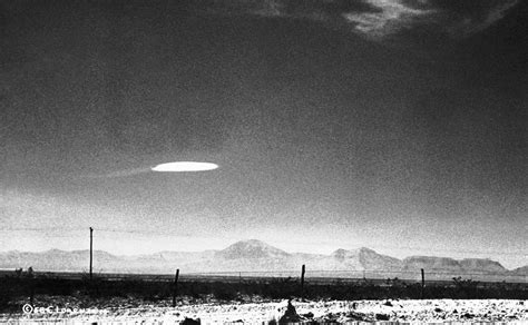 UFO Sighting Photos 10 Unexplained Pictures From History Time