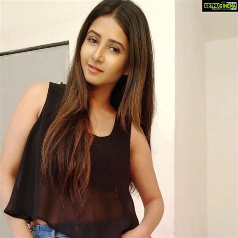 Sana Amin Sheikh Instagram The Best Colour In The Whole World Is The