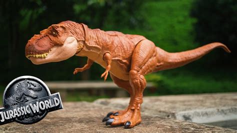 ABRINDO TIRANOSSAURO REX DINOSSAURO DE BRINQUEDO DE JURASSIC WORLD 2