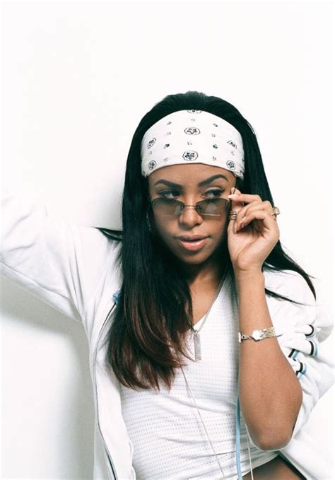 Aaliyah Photo Shoot 2000 Si • Celebmafia