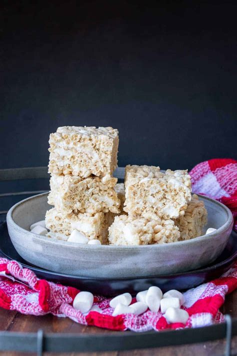 Ooey Gooey Vegan Rice Krispie Treats Recipe Veggies Don T Bite