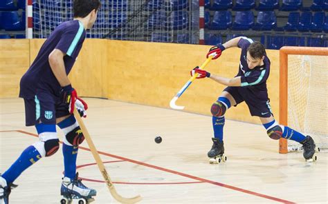 El entrenamiento del Barça Lassa de hockey patines antes del primer