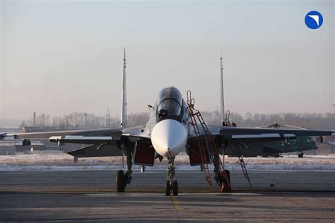 🇷🇺 Russian Sukhoi Su 35s Armed With 2 Long Range R 37m Air To Air Missiles 2 Medium Range R