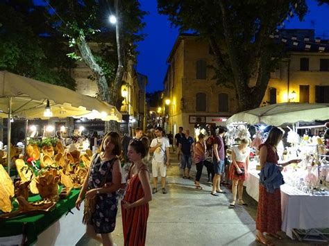 Marché nocturne des Créateurs Ville de Saint Rémy de Provence