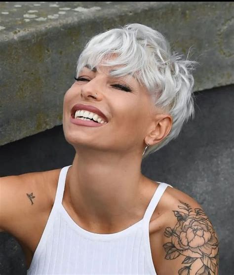 12 Low Maintenance Short Pixie Cuts Currently Trending In 2021 Artofit