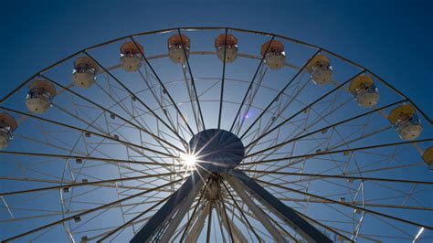 Drunk Couple Caught Having Sex On Ferris Wheel 1015 Kgb