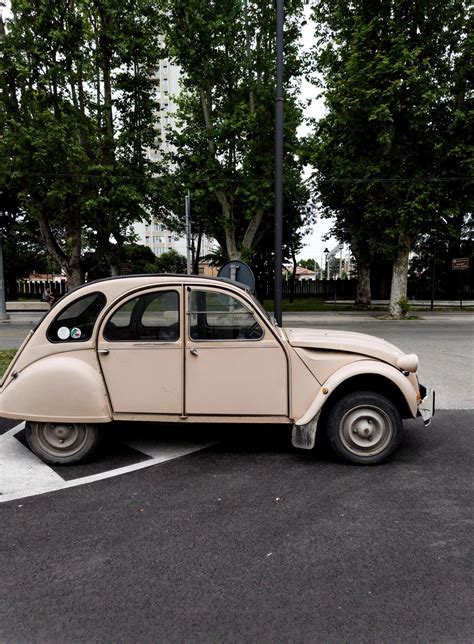 Italy Rimini June Vintage Beige Citroen Cv