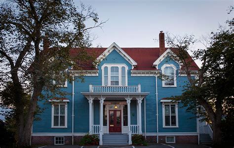 Evergreen House - Dartmouth Heritage Museum