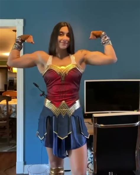 Personal Trainer Jessica Guinan In Her Wonder Woman Costume YouTube