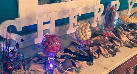 Pin By Candace Wells On Mommys Bday Party Hollywood Party Theme