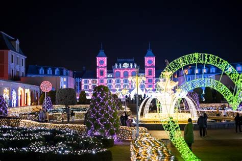 煌々と輝く幻想的な“光の宮殿”のとりこに♡ 道の駅 神戸フルーツ・フラワーパーク大沢『神戸イルミナージュ2022』に行ってきました