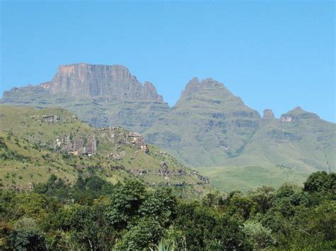 Local Activities in the Central Drakensberg – Drakensberg tourist map