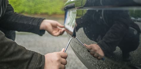 Cómo saber si tu auto tiene placas falsas Crabi Autoseguros