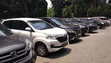 Rental Mobil Bandung Murah Terbaik Jam