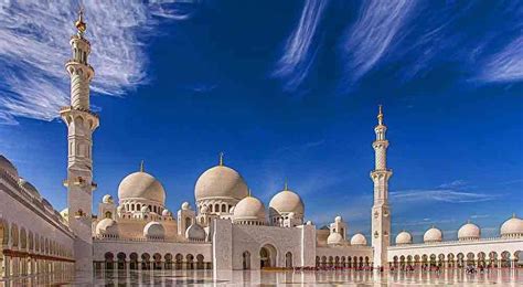 Beautiful Mosques in The UAE - 2025