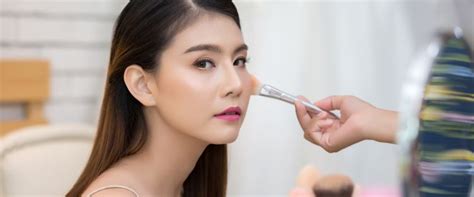 Bikin Wajah Cantik Dan Sehat Ini 11 Rekomendasi Hybrid Makeup Har