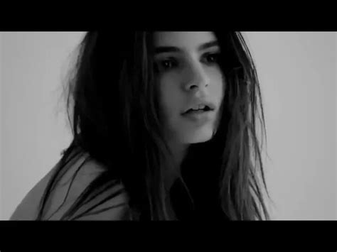 Emily Ratajkowski S Extended Nude Video The Sexiest Boobs Ever YTboob