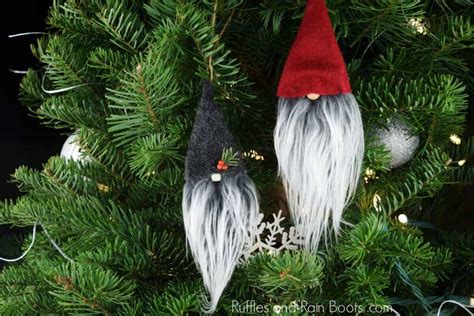 15 Fun And Easy To Make Christmas Crafts For Seniors