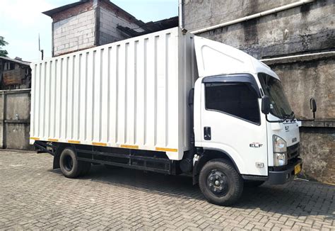 CDD LONG Isuzu Elf NMR 81 L Box Besi 2022 Bok Tipe NMR71L Terbaru 71 L