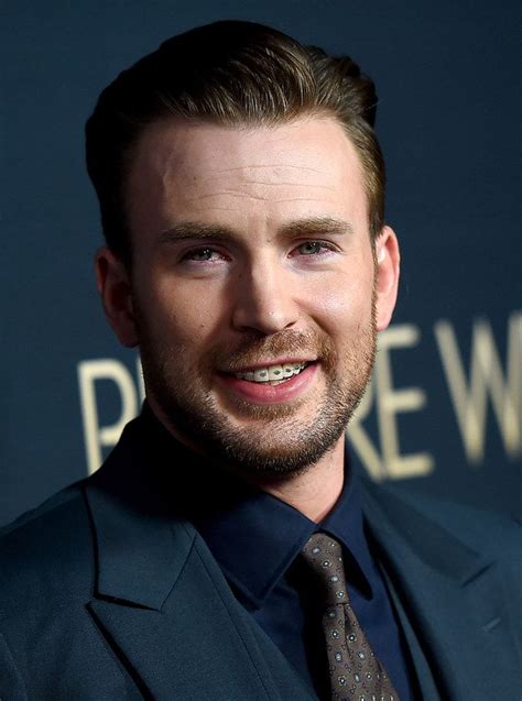 13 Celebrities But With Braces Chris Evans Beard Celebrities With Braces Chris Evans Captain