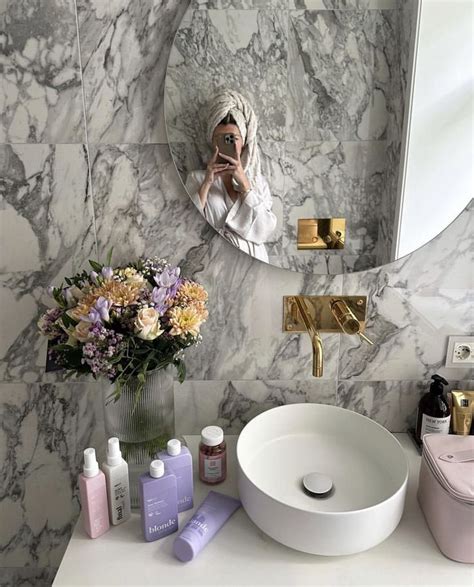 Pin By Celina Debiasio On Bath Marble Bathroom Designs Bathroom