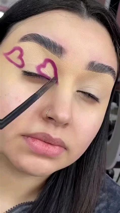 Maquillaje Extravagante Para San Valent N Angycuen Maquillaje De