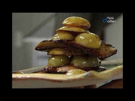 Escalopes De Foie Gras Po L Es Aux Poires Et Aux Raisins Youtube