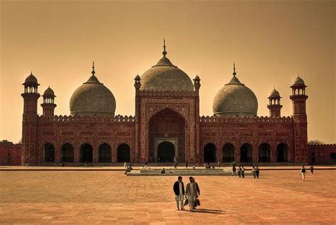 Top Most Visited Historical Places Of Lahore