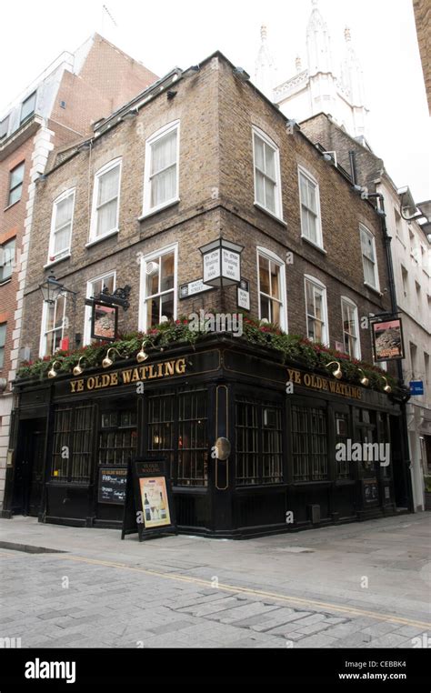 Ye Old Watling Pub In Teh City Of London On Watling Street Stock Photo