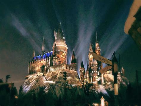 A night at Hogwarts! : r/pics