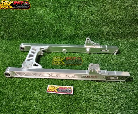 Race Power Lighten Swing Arm Triangle Cut For Honda Wave Xrm