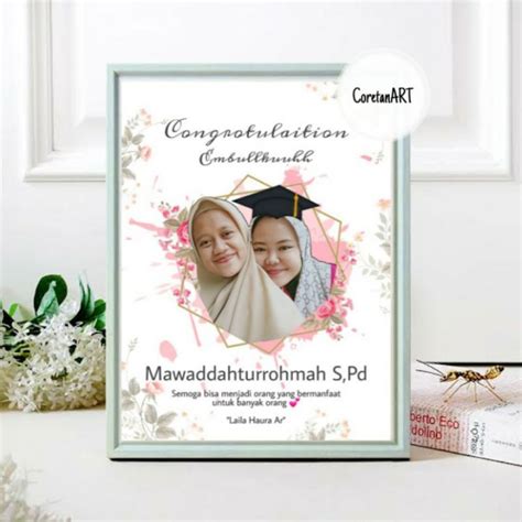 Desain Kado Wisuda