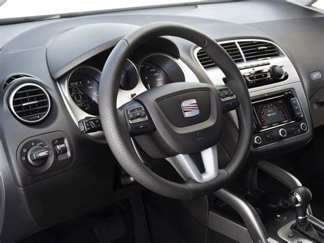 Seat Altea (2004-2015) характеристики и цена, фотографии и обзор