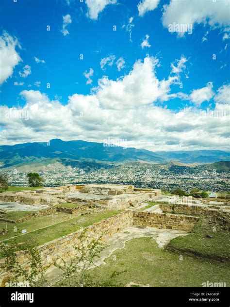 Zapotec Ruin Atzompa In Oaxaca Mexico Stock Photo Alamy