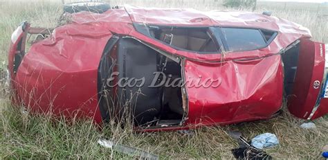 Una familia protagonizó un despiste y vuelco en ruta 55 Ecos Diarios