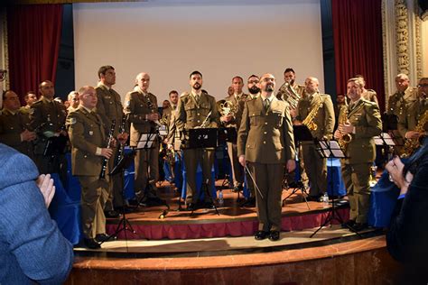 La Unidad De M Sica Del Cuartel General De La Fuerza Terrestre Recoge