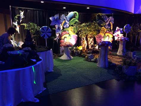 Wonderland Themed Prom Prom Table Decorations Decor