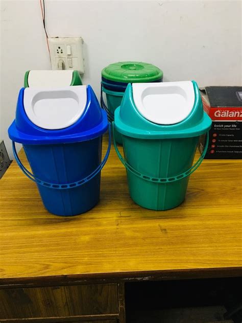 Plastic Dustbin Swing Type 30 Ltr Shape Square At 115 In Noida