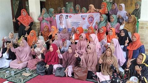 Ibu Ibu Di Cipayung Depok Nyatakan Dukungan Untuk Caleg Dpr Ri Nur