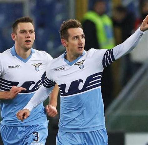 sp Fußball Italien Pokal Lazio Rom AC Mailand Klose Medien Klose